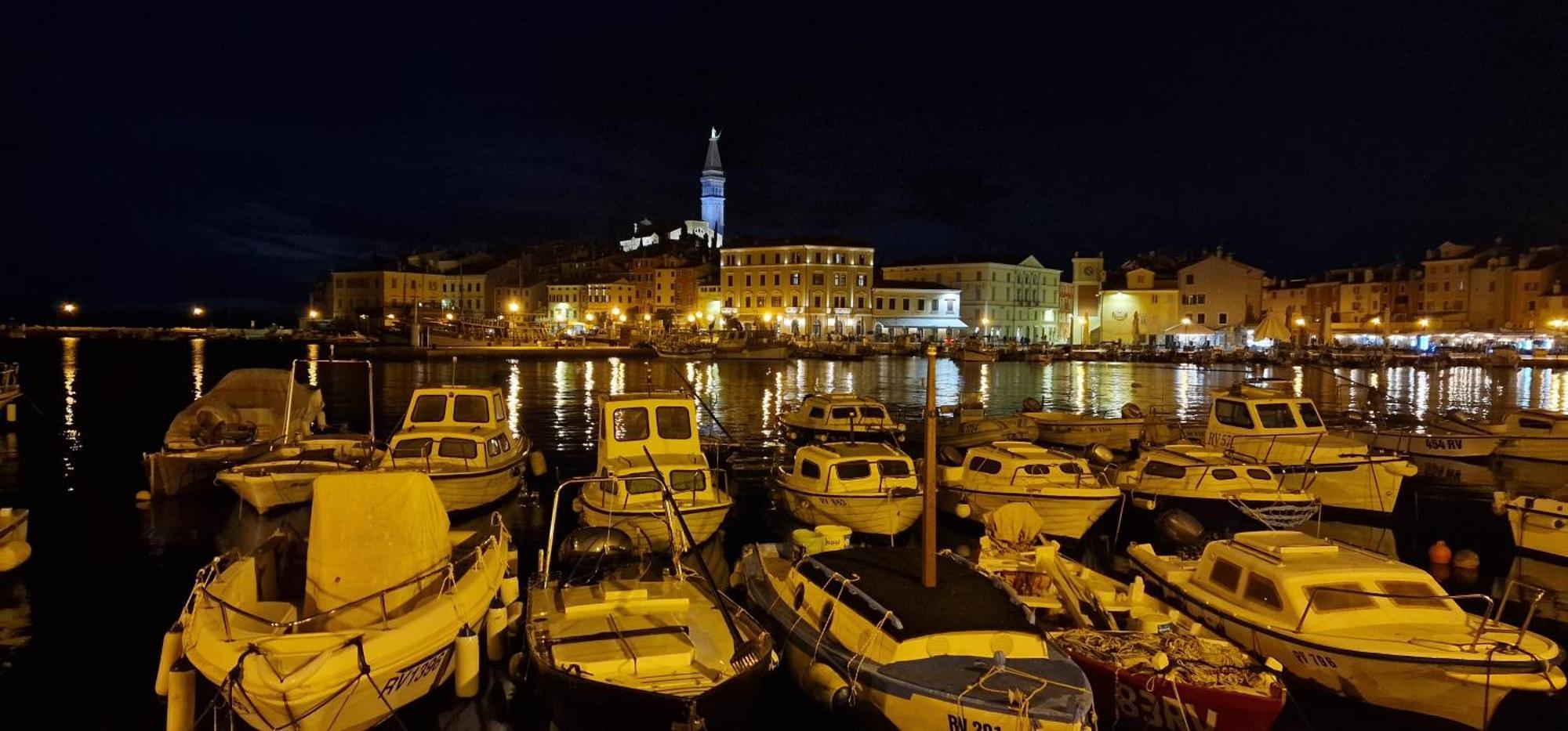 Apartments Fantazija Rovinj Exterior photo